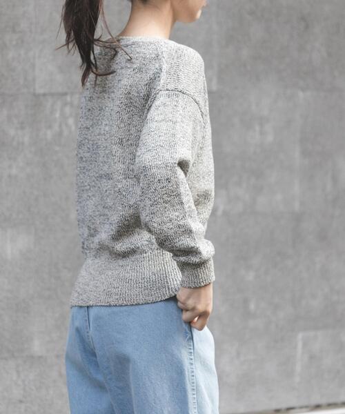 FORK&SPOON(フォークアンドスプーン)の「FORK&SPOON テープヤーンボートネックニット(ニット/セーター・レディース・ベージュ系その他/ブラック系その他・1)」の5枚目の写真