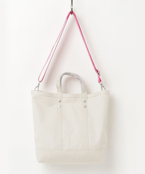 fredy emue（フレディエミュ）の「軽量ラミネート加工トートバッグ（ショルダーバッグ・レディース・キナリ/ブラック・FREE）」の13枚目の写真