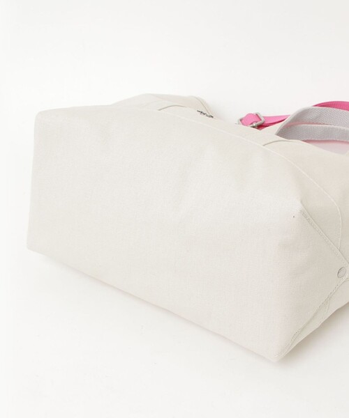 fredy emue（フレディエミュ）の「軽量ラミネート加工トートバッグ（ショルダーバッグ・レディース・キナリ/ブラック・FREE）」の14枚目の写真