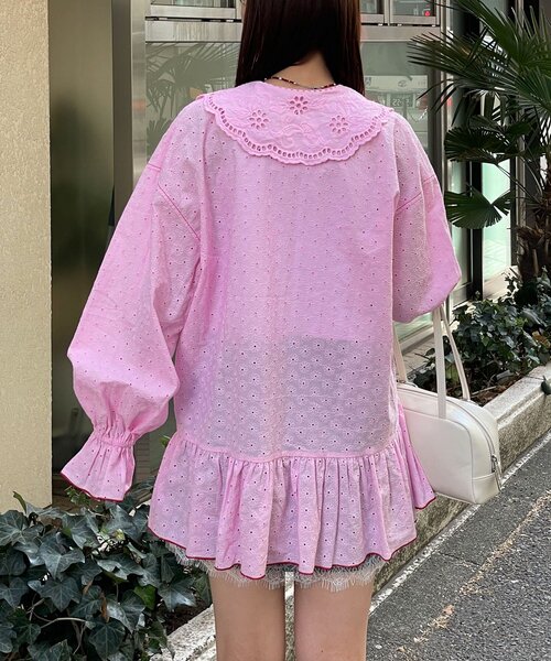 HELLO.SANFRANCISCO（ハローサンフランシスコ）の「【HELLO.SANFRANCISCO/ハローサンフランシスコ】フリルレースチュニックブラウス（シャツ/ブラウス・レディース・サックスブルー/ピンク/ホワイト・ONE SIZE）」の16枚目の写真