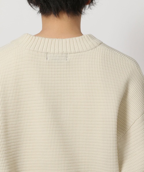 LAKOLE(ラコレ)の「Vネックエルボー刺繍プルオーバー / 648031(ニット/セーター・メンズ・ブラック/アイボリー・MEDIUM/LARGE)」の12枚目の写真