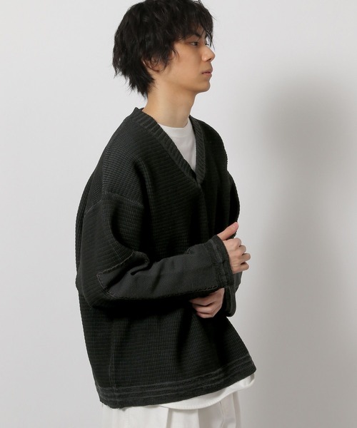 LAKOLE(ラコレ)の「Vネックエルボー刺繍プルオーバー / 648031(ニット/セーター・メンズ・ブラック/アイボリー・MEDIUM/LARGE)」の15枚目の写真