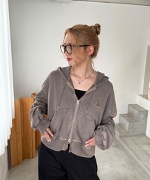 DOUBLE NAME | 【m:rex】ミニ恐竜刺しゅうショート丈フードZIPパーカー(パーカー)