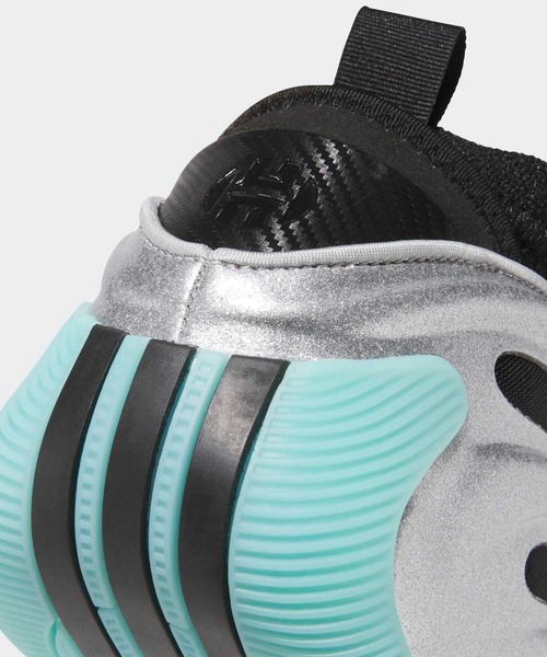 adidas(アディダス)の「ハーデン ボリューム 9 / Harden Volume 9 / アディダス adidas(スニーカー・メンズ・シルバー・24.5cm/25.0cm/25.5cm/26.0cm/26.5cm/27.0cm/27.5cm/28.0cm/28.5cm/29.0cm)」の2枚目の写真