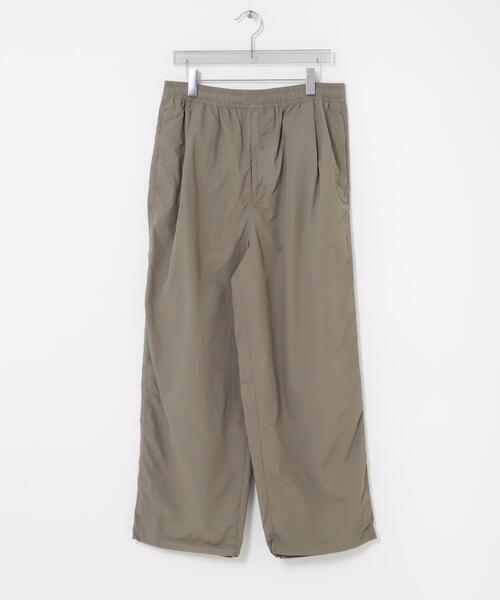 URBAN RESEARCH（アーバンリサーチ）の「NYLON WIDE EASY PANTS（その他パンツ・メンズ・ブラック/グレー系その他・LARGE/MEDIUM）」の5枚目の写真