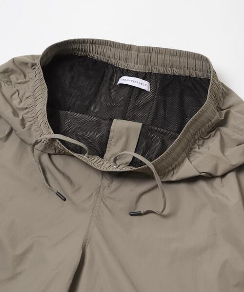 URBAN RESEARCH（アーバンリサーチ）の「NYLON WIDE EASY PANTS（その他パンツ・メンズ・ブラック/グレー系その他・LARGE/MEDIUM）」の6枚目の写真