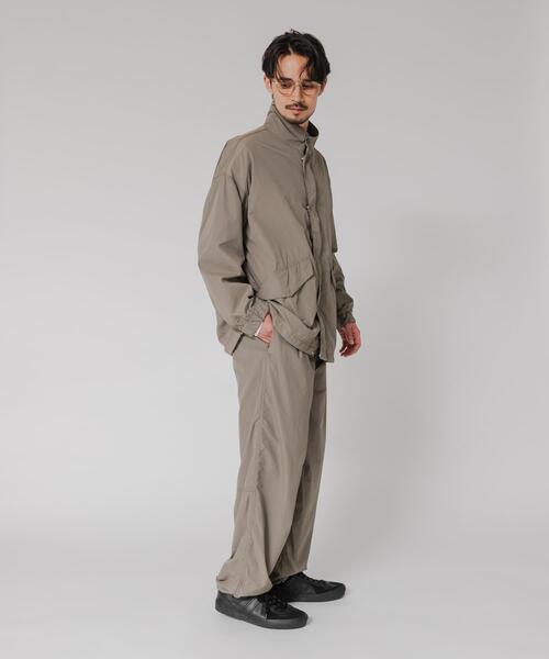 URBAN RESEARCH（アーバンリサーチ）の「NYLON WIDE EASY PANTS（その他パンツ・メンズ・ブラック/グレー系その他・LARGE/MEDIUM）」の16枚目の写真