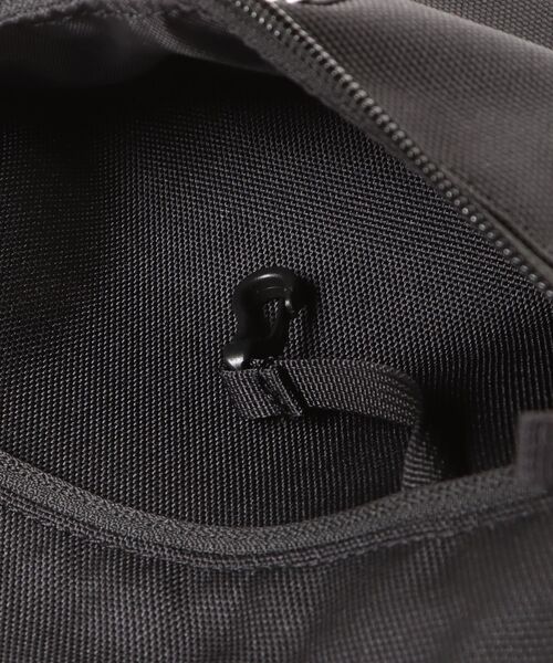 WILD THINGS（ワイルドシングス）の「【WILD THINGS】ROUND SHOULDER BAG ラウンドショルダーバッグ コーデュラ 軽量（ショルダーバッグ・メンズ・ネイビー/ブラック/カーキ・ONE SIZE）」の7枚目の写真