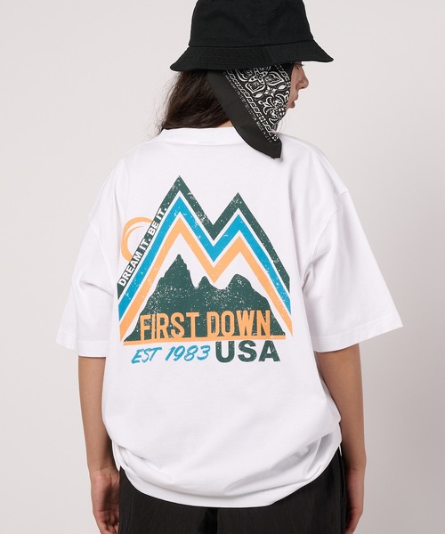 FIRST DOWN(ファーストダウン)の「グラフィック スリーブTシャツ #3(Tシャツ/カットソー・メンズ・ブラック/ホワイト・M/L/XL)」の6枚目の写真