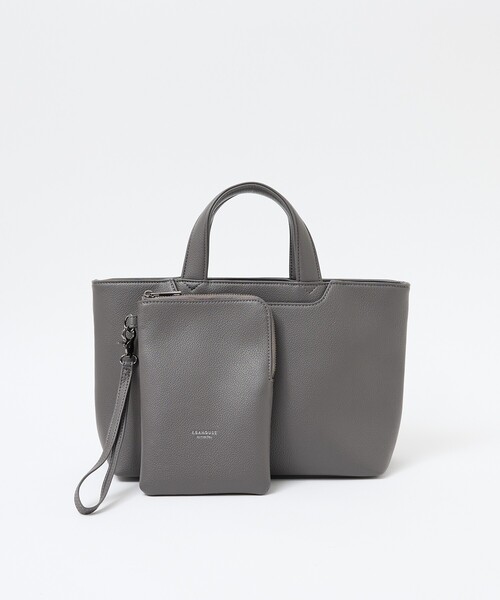 ABAHOUSE les essentiels（アバハウスレエッセンシャル アバハウス エッセンシャル）の「【ABAHOUSE　les essentiels】定番ミニトートバッグ / スプリットレザー/シュリンク/クラッチバッグ付き（トートバッグ・メンズ・ネイビー/ブラック/グレー・フリー）」の2枚目の写真