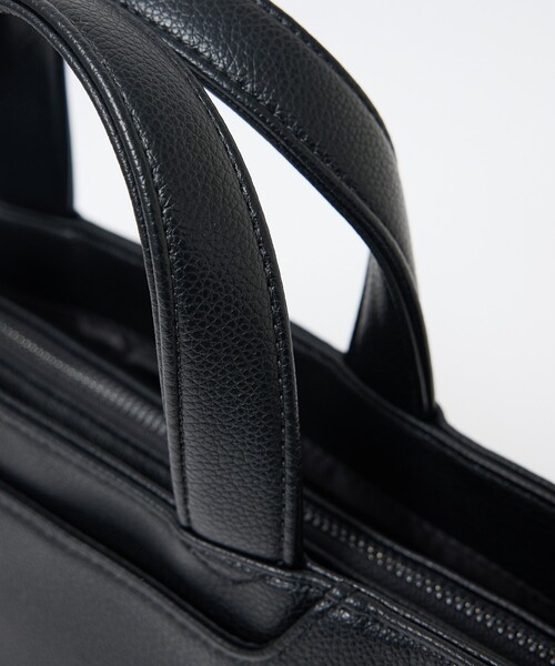 ABAHOUSE les essentiels（アバハウスレエッセンシャル アバハウス エッセンシャル）の「【ABAHOUSE　les essentiels】定番ミニトートバッグ / スプリットレザー/シュリンク/クラッチバッグ付き（トートバッグ・メンズ・ネイビー/ブラック/グレー・フリー）」の8枚目の写真