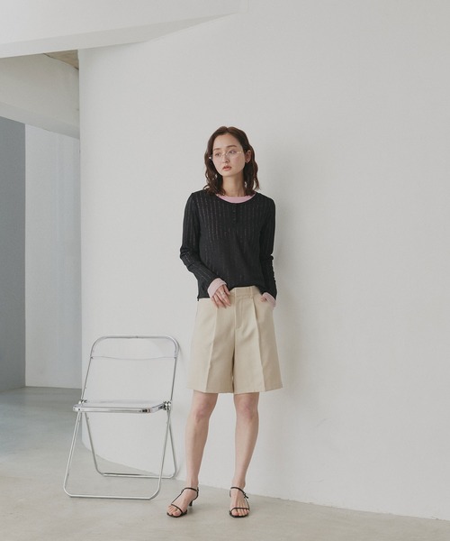 ad thie(アドティエ)の「シアーリブ ヘンリーネック トップス(Tシャツ/カットソー・レディース・ブラック/アイボリー・FREE)」の19枚目の写真