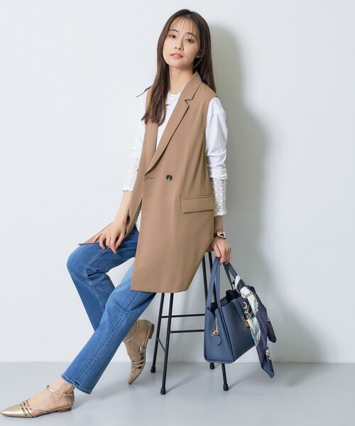INDIVI(インディヴィ)の「【さらに軽く軽快!/着る日傘】颯爽ジレジャケット(ベスト・レディース・ブラック/ブラウン系/ダークグレー・38/13/15 /19/34/05)」の17枚目の写真