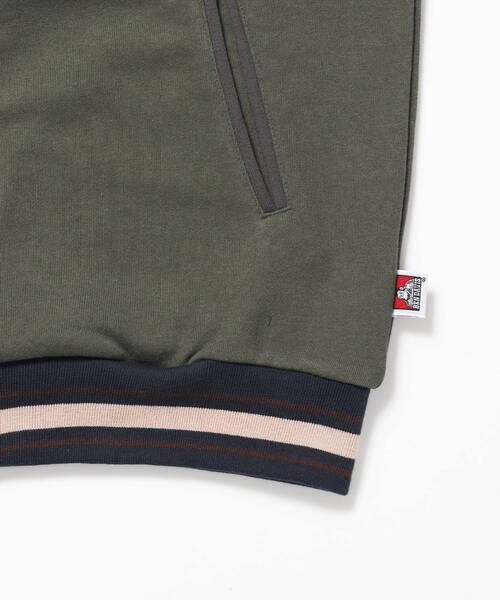 BEN DAVIS(ベンデイビス)の「【BEN DAVIS(ベンデイビス)】SWEAT STADIUM JACKET / スラックス ジャケット 刺繍 ワンポイント 裏毛 ワッペン(スウェット・メンズ・その他1/カーキ/ブラック・X-LARGE/LARGE/MEDIUM)」の20枚目の写真