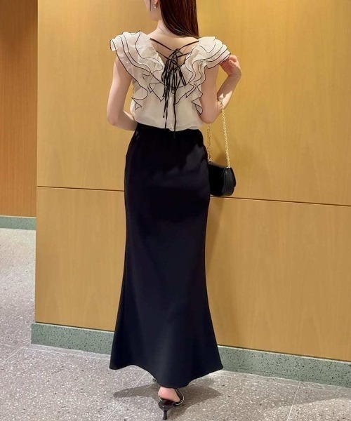 SNIDEL(スナイデル)の「【WEB限定カラーあり】ノースリフリルブラウス(シャツ/ブラウス・レディース・ベージュ/ラベンダー/ドット/アイボリー/サックスブルー/ピンクベージュ・F)」の22枚目の写真
