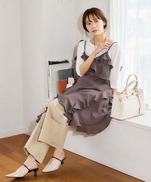 mysty woman（ミスティウーマン）の「サーマルラウンドヘムSS 666295（Tシャツ/カットソー・レディース・オフホワイト/ブラック/ブラウン・FREE）」の7枚目の写真