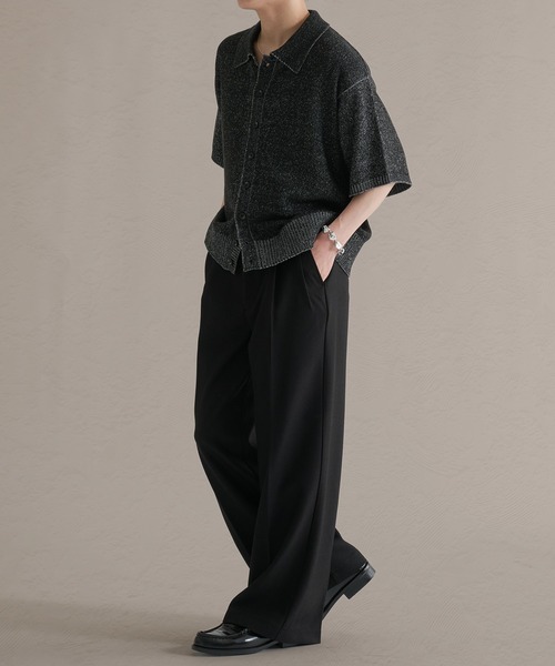 epnok（エプノック）の「プレーティングルーズ半袖ニットシャツ（ニット/セーター・メンズ・ブルー/ブラック/ベージュ・SMALL/LARGE/MEDIUM）」の10枚目の写真