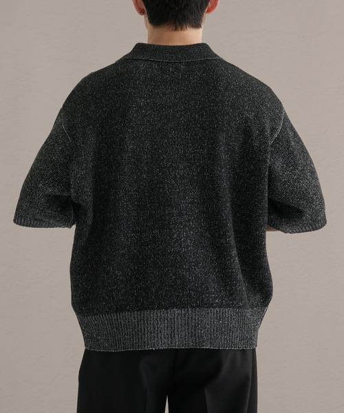 epnok（エプノック）の「プレーティングルーズ半袖ニットシャツ（ニット/セーター・メンズ・ブルー/ブラック/ベージュ・SMALL/LARGE/MEDIUM）」の4枚目の写真