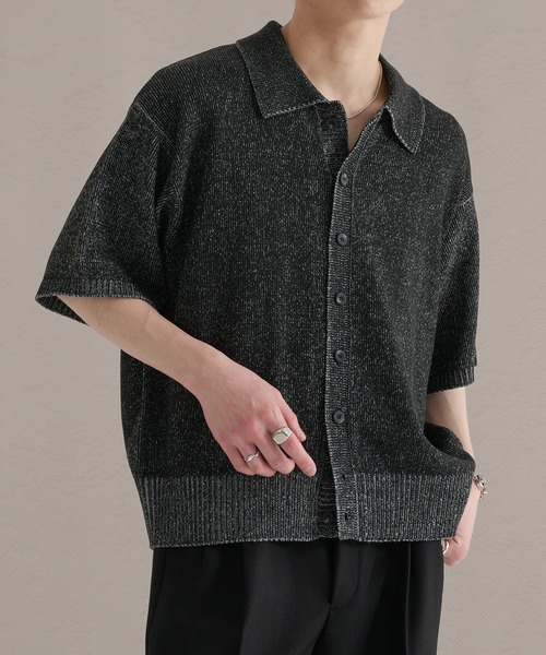 epnok（エプノック）の「プレーティングルーズ半袖ニットシャツ（ニット/セーター・メンズ・ブルー/ブラック/ベージュ・SMALL/LARGE/MEDIUM）」の7枚目の写真