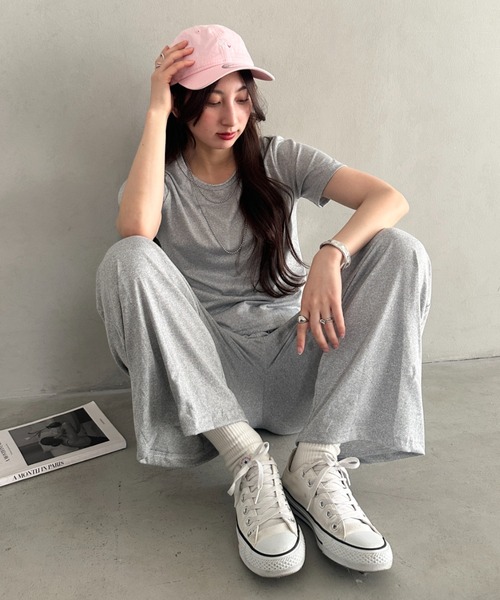 MYMOOD.(マイムード)の「無地半袖×ロングパンツ ルームウェア 2点セット 単品使い可能◎(セットアップ・レディース・ブラック/グレー・FREE)」の1枚目の写真