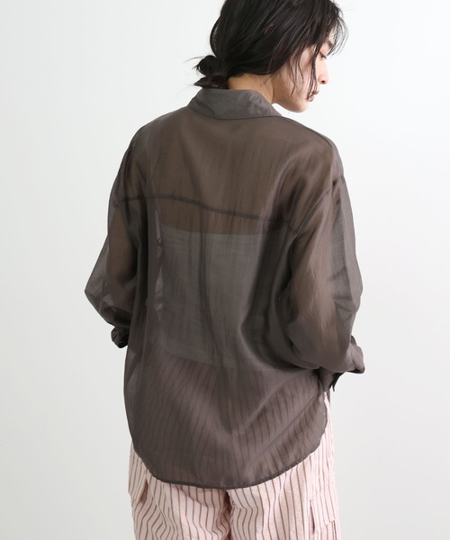 Futier land(フューティアランド)の「さらっと羽織れる。オーバーサイズシアーシャツ / 長袖シャツ(シャツ/ブラウス・レディース・ピンク/ブラウン/ブルー・FREE)」の17枚目の写真