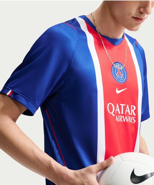 NIKE(ナイキ)の「NIKE PSG M NK Dri-FIT Jersey SS Stadium Home / ナイキ PSG ドライフィット ジャージー SS スタジアム ホーム【SP】(ジャージ・メンズ・ブルー・L/M/XXL/XL)」の3枚目の写真