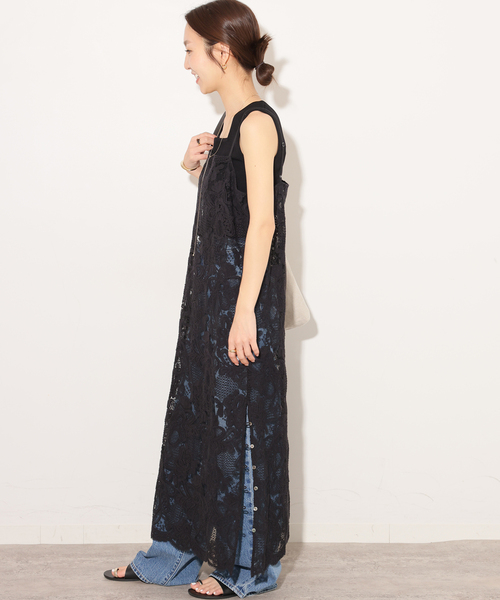 JOURNAL STANDARD relume（ジャーナルスタンダード　レリューム）の「［26SS新作］スカラレースキャミワンピース（ワンピース・レディース・ブラック/アイボリー・FREE）」の4枚目の写真