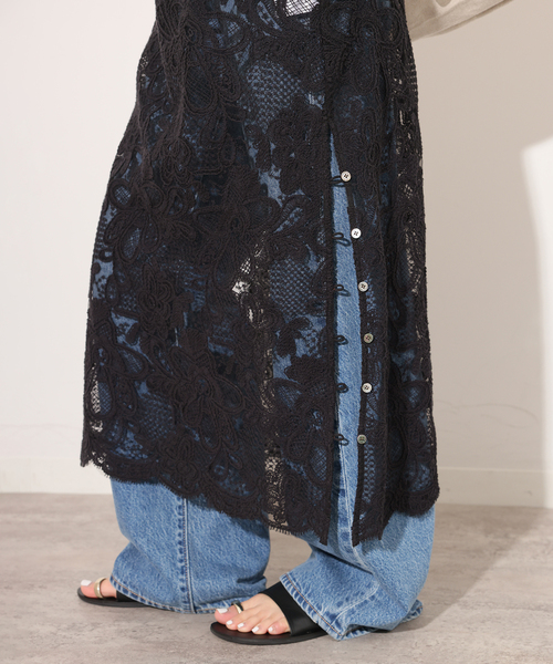 JOURNAL STANDARD relume（ジャーナルスタンダード　レリューム）の「［26SS新作］スカラレースキャミワンピース（ワンピース・レディース・ブラック/アイボリー・FREE）」の7枚目の写真