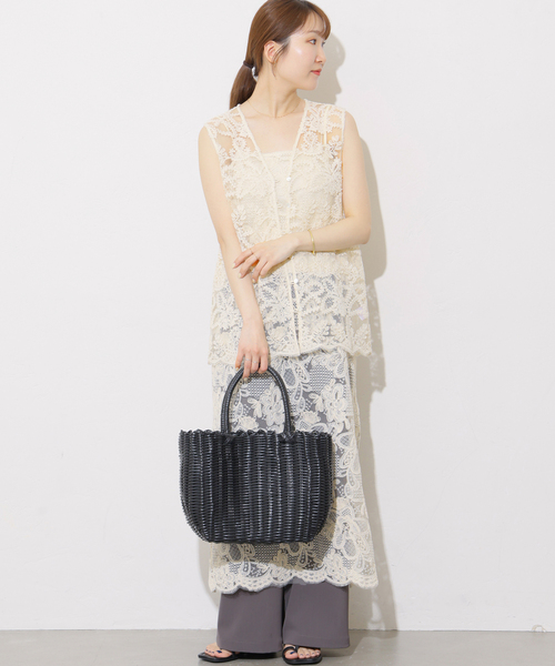 JOURNAL STANDARD relume（ジャーナルスタンダード　レリューム）の「［26SS新作］スカラレースキャミワンピース（ワンピース・レディース・ブラック/アイボリー・FREE）」の10枚目の写真