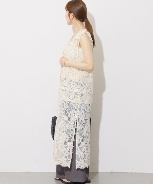 JOURNAL STANDARD relume（ジャーナルスタンダード　レリューム）の「［26SS新作］スカラレースキャミワンピース（ワンピース・レディース・ブラック/アイボリー・FREE）」の11枚目の写真