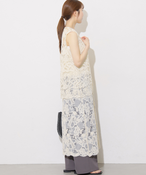 JOURNAL STANDARD relume（ジャーナルスタンダード　レリューム）の「［26SS新作］スカラレースキャミワンピース（ワンピース・レディース・ブラック/アイボリー・FREE）」の12枚目の写真