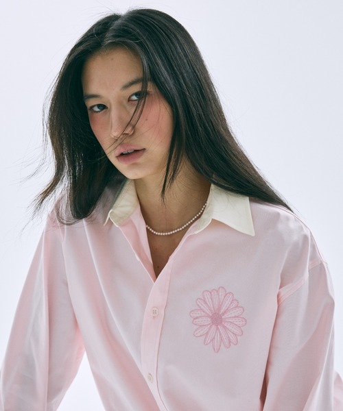 Mardi Mercredi(マルディメクルディ)の「OXFORD SHIRT CONTRAST COLLAR / オックスフォード シャツ コントラスト カラー(シャツ/ブラウス・レディース・ライトピンク/ブルー/ベージュ/スカイブルー・FREE)」の10枚目の写真