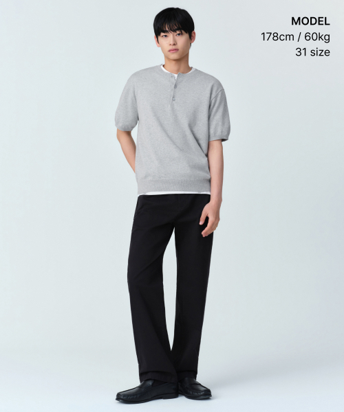 MUSINSA STANDARD（ムシンサスタンダード）の「コンフォートストレートチノパンツ[ブラック]（その他パンツ・メンズ・その他・26/27/28/29/30/31/32/33/34/36/38/40/42）」の2枚目の写真
