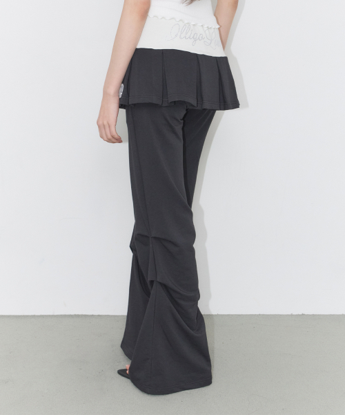 ILLIGO(イリゴ)の「ツートンプリーツスカートパンツブラック(その他パンツ・レディース・その他・SMALL/MEDIUM)」の2枚目の写真
