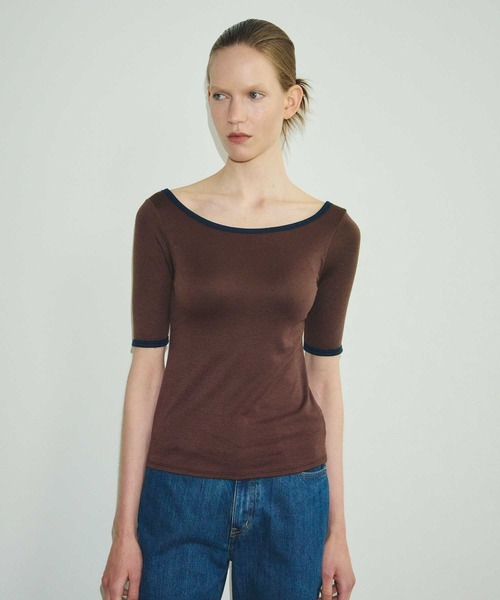 OUR WACOAL(アワワコール)の「カップ付きバックオープンTシャツ 5分袖(Tシャツ/カットソー・レディース・ブラック/ブルー系その他/ネイビー/ホワイト系その他/ブラウン/ワイン・M/L)」の3枚目の写真