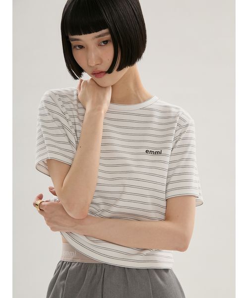 emmi(エミ)の「ソフトタッチクロップドTシャツ(Tシャツ/カットソー・レディース・ブラック/その他/ピンク・F)」の3枚目の写真