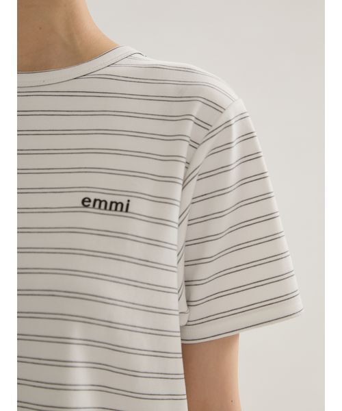 emmi(エミ)の「ソフトタッチクロップドTシャツ(Tシャツ/カットソー・レディース・ブラック/その他/ピンク・F)」の4枚目の写真
