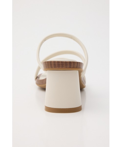 STACCATO(スタッカート)の「ナハラスクエアミュールサンダル(サンダル・レディース・ホワイト/ブラック・22.5cm/23cm/23.5cm/24cm)」の8枚目の写真