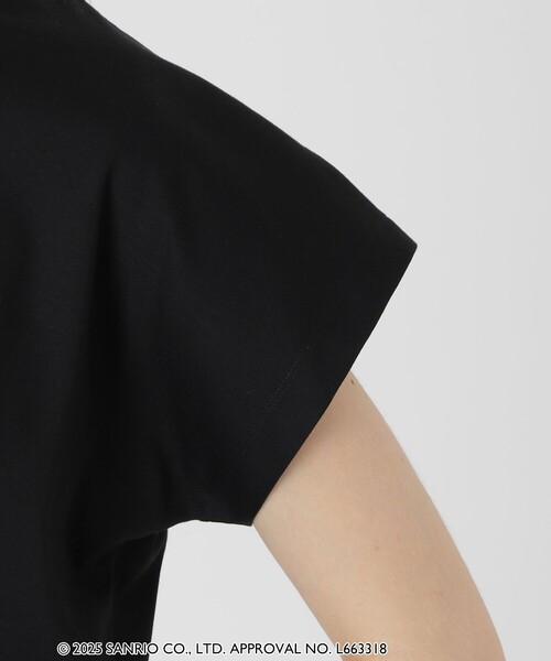 BLUE LABEL CRESTBRIDGE(ブルーレーベルクレストブリッジ)の「【ハローキティコラボ】ポケットTシャツ(Tシャツ/カットソー・レディース・ホワイト/ブラック・38)」の14枚目の写真