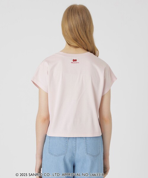 BLUE LABEL CRESTBRIDGE(ブルーレーベルクレストブリッジ)の「【ハローキティコラボ】ポケットTシャツ(Tシャツ/カットソー・レディース・ホワイト/ブラック・38)」の4枚目の写真