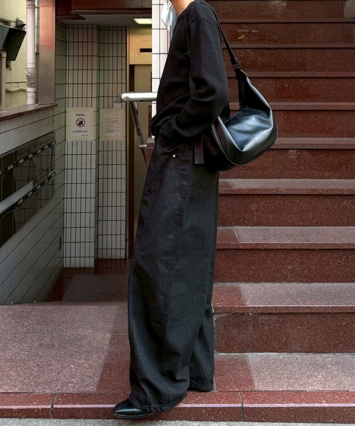 Chikashitsu +（チカシツプラス）の「【Chikashitsu +】herringbone curve pants / 【チカシツプラス】ヘリンボーンカーブパンツ＜着用動画あり＞（その他パンツ・メンズ・ブラック/ネイビー・S/M/L）」の6枚目の写真
