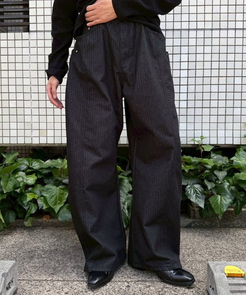 Chikashitsu +（チカシツプラス）の「【Chikashitsu +】herringbone curve pants / 【チカシツプラス】ヘリンボーンカーブパンツ＜着用動画あり＞（その他パンツ・メンズ・ブラック/ネイビー・S/M/L）」の10枚目の写真