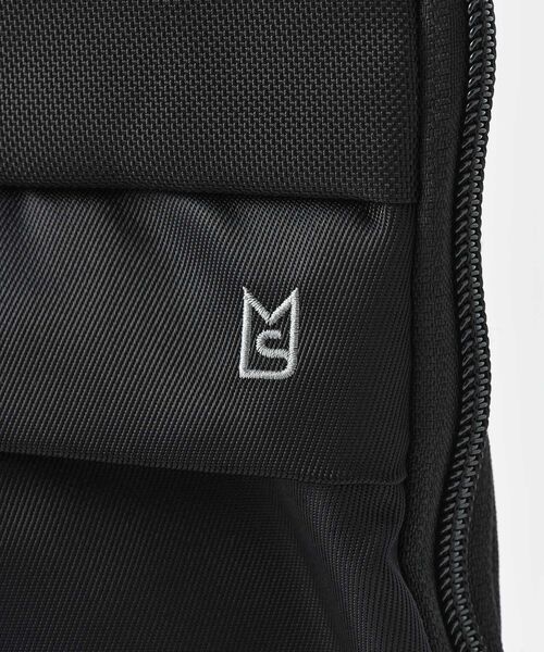 TRAVEL SHOP MILESTO(トラベルショップミレスト)の「XTREC レイヤードヘルメットバッグ(トートバッグ・レディース・グレイッシュベージュ/ブラック・フリ-)」の9枚目の写真