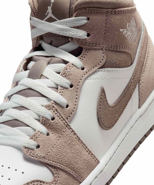 JORDAN BRAND（ジョーダンブランド）の「エア ジョーダン 1 MID メンズシューズ / Air Jordan 1 Mid Men's Shoes DQ8426-003 Enigma Stone（スニーカー・メンズ・グレー系その他2・31/30/29.5/29/28/27.5/27/26.5/26/25.5/25/28.5）」の12枚目の写真