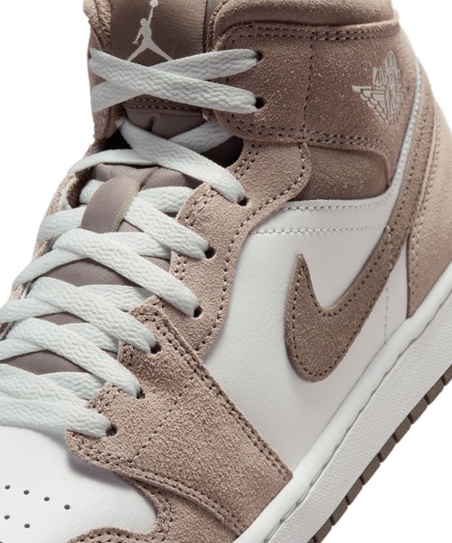 JORDAN BRAND（ジョーダンブランド）の「エア ジョーダン 1 MID メンズシューズ / Air Jordan 1 Mid Men's Shoes DQ8426-003 Enigma Stone（スニーカー・メンズ・グレー系その他2・31/30/29.5/29/28/27.5/27/26.5/26/25.5/25/28.5）」の8枚目の写真