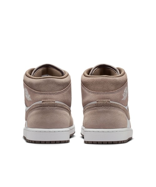 JORDAN BRAND（ジョーダンブランド）の「エア ジョーダン 1 MID メンズシューズ / Air Jordan 1 Mid Men's Shoes DQ8426-003 Enigma Stone（スニーカー・メンズ・グレー系その他2・31/30/29.5/29/28/27.5/27/26.5/26/25.5/25/28.5）」の7枚目の写真