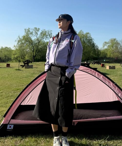 HOLUBAR(ホルバー)の「Cathedral 3L Jacket W Lilac(ナイロンジャケット・レディース・その他・SMALL/MEDIUM)」の9枚目の写真