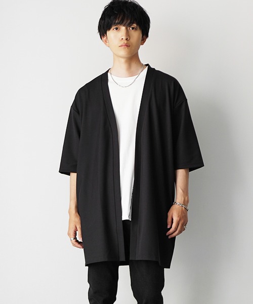 MinoriTY(マイノリティ)の「【MinoriTY】マイクロプリーツ5分袖カーディガン メンズ 夏服 ユニセックス 半袖(カーディガン/ボレロ・メンズ・ブルー/ライトグレー/ブラック・M/S/L)」の2枚目の写真
