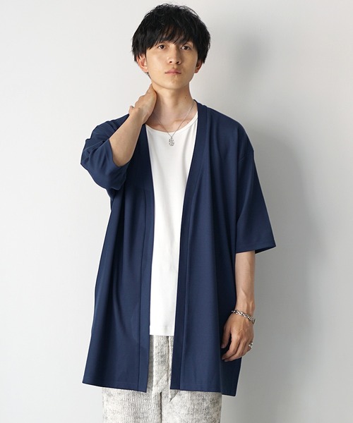 MinoriTY(マイノリティ)の「【MinoriTY】マイクロプリーツ5分袖カーディガン メンズ 夏服 ユニセックス 半袖(カーディガン/ボレロ・メンズ・ブルー/ライトグレー/ブラック・M/S/L)」の5枚目の写真