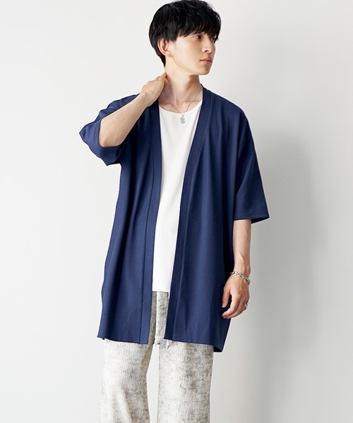 MinoriTY(マイノリティ)の「【MinoriTY】マイクロプリーツ5分袖カーディガン メンズ 夏服 ユニセックス 半袖(カーディガン/ボレロ・メンズ・ブルー/ライトグレー/ブラック・M/S/L)」の6枚目の写真